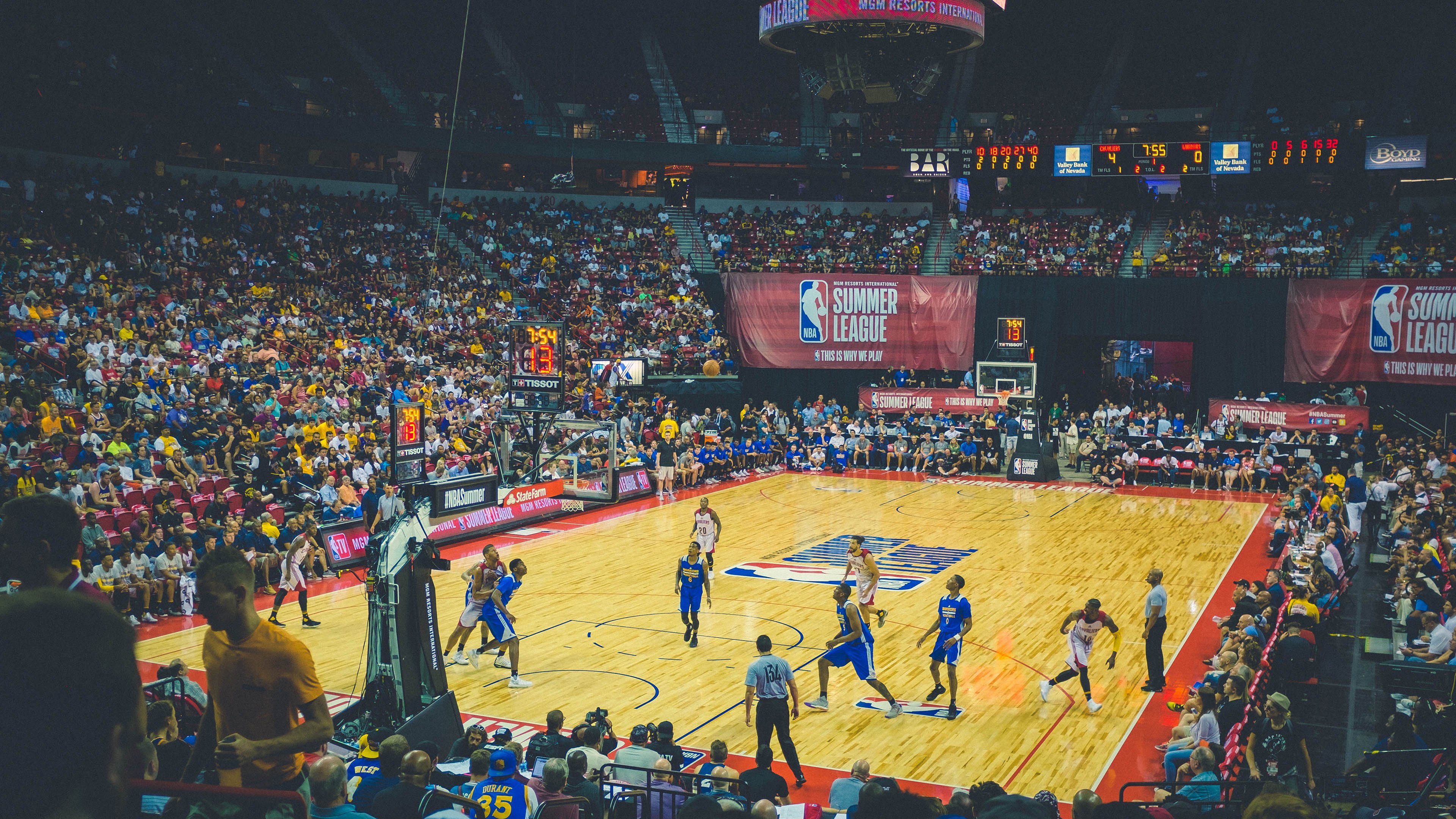 田径赛场焦点！巴西队对阵阿根廷队，连胜纪录继续刷新，球队势不可挡