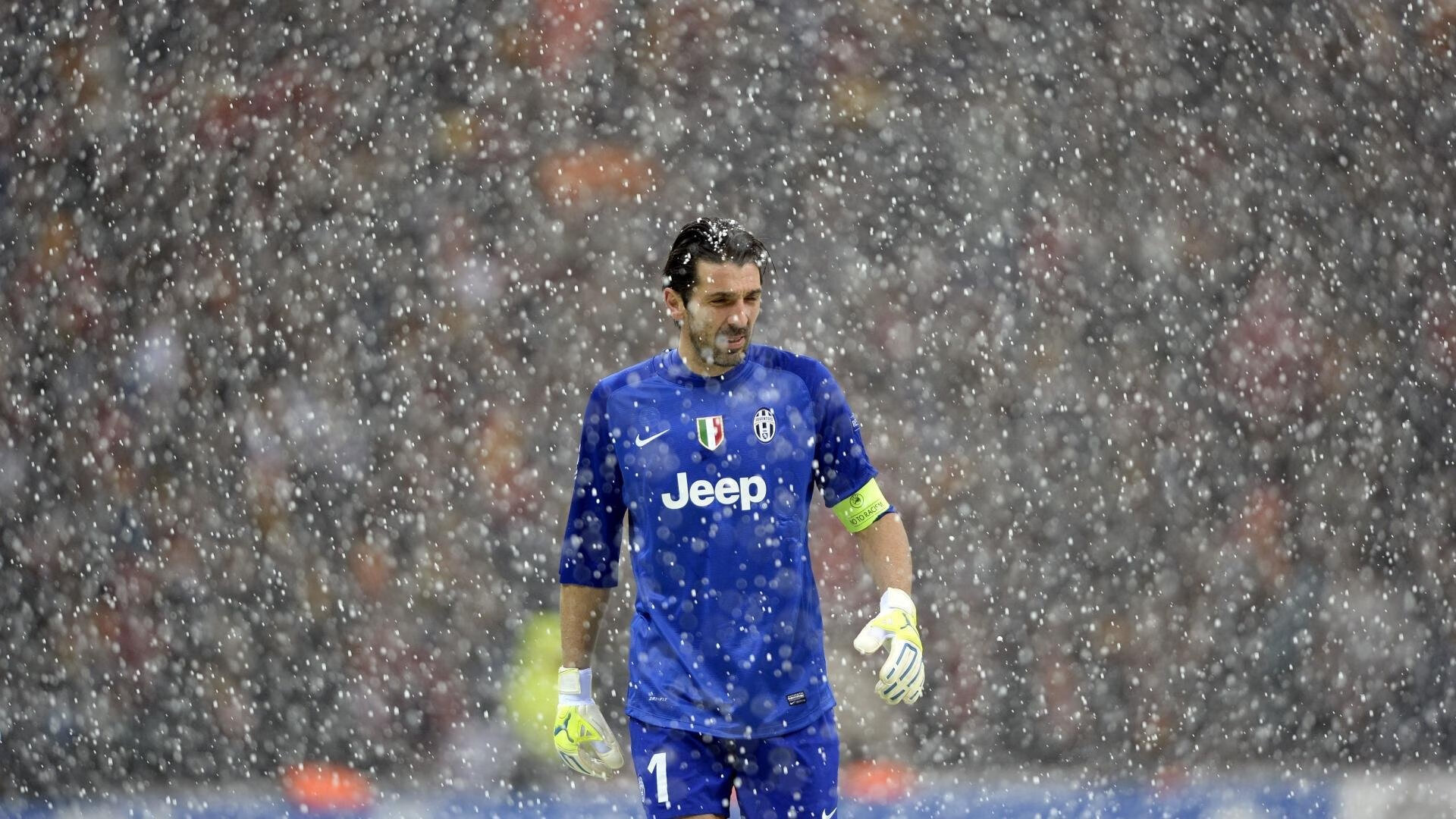 莱万多夫斯基在IG比赛中高光表现,回归赛场引发热议!